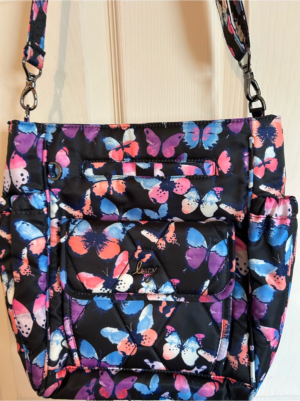 Lug Toss Butterfly Crossbody